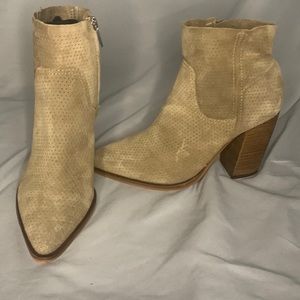 Vince Camuto booties